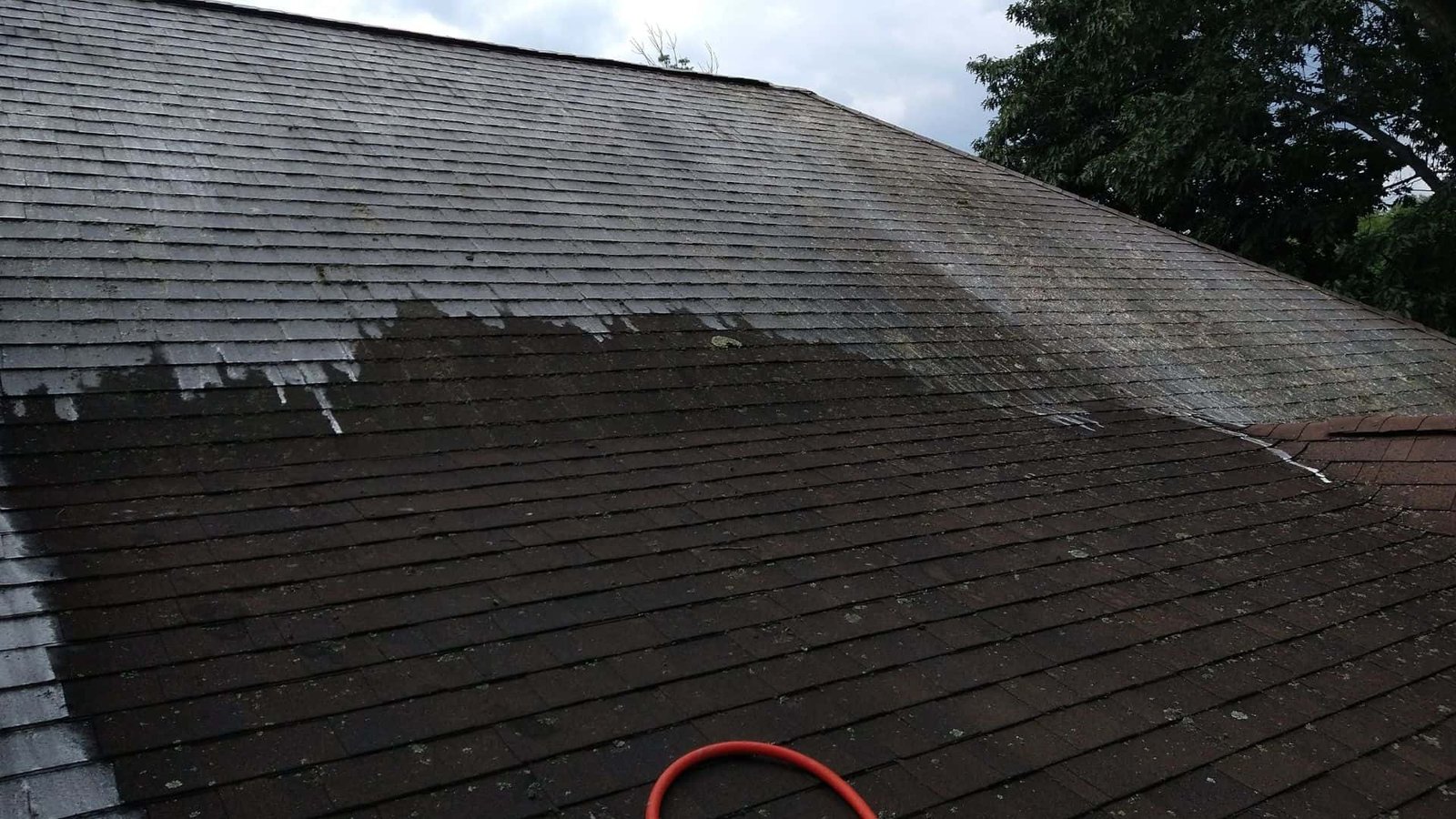 Roof Cleaning Westford MA